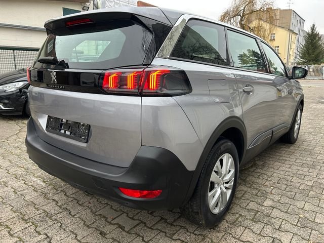 Vue 7