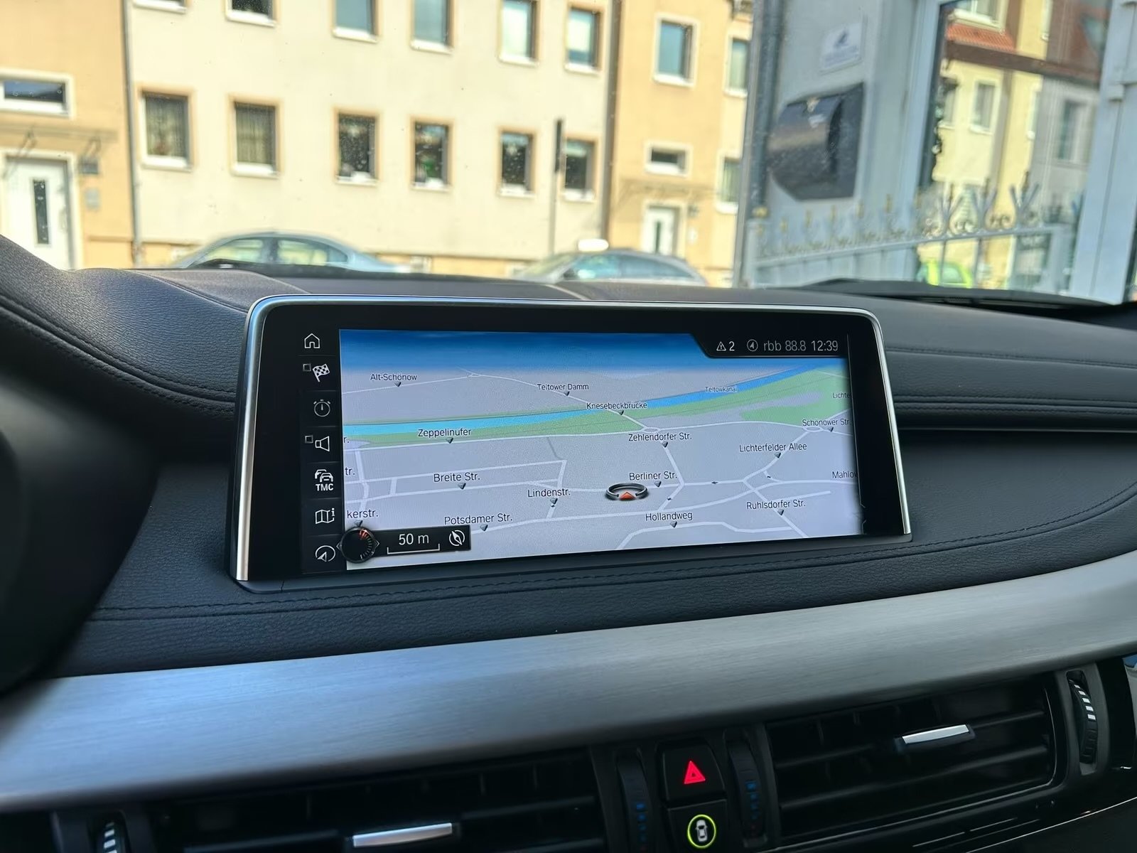 Vue 16