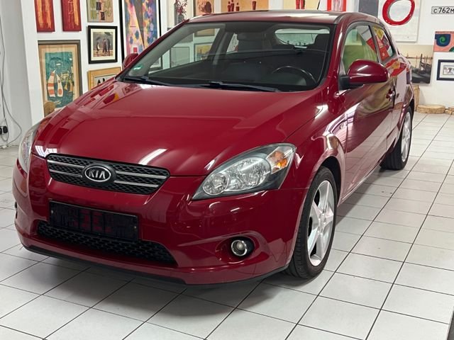 Kia Cee'd / Ceed
