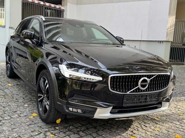 Volvo V90 Cross Country Pro AWD