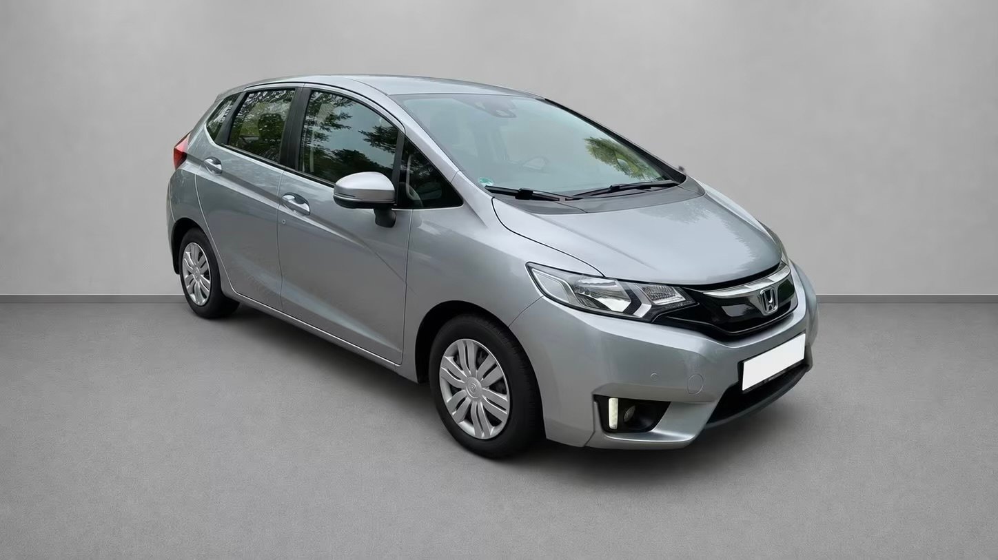 Honda Jazz Tendance 1.3V-TECH 1.Main SH Bien entretenu