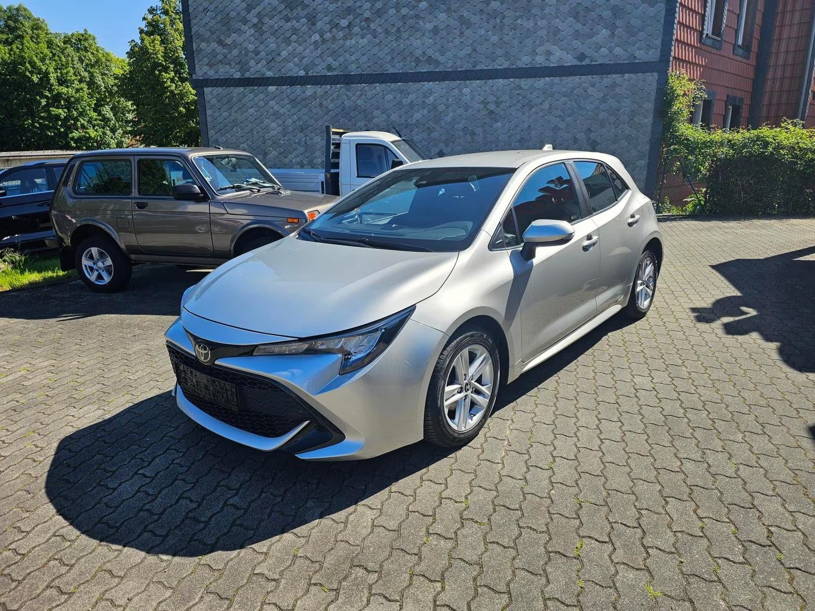 Toyota Corolla 1.2 Turbo 116 ch Confort – 1 Main – Caméra